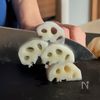 カリカリ豚とれんこんのレモンオイスターの下準備