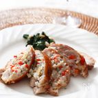 ごはんを詰めた「ぺったんこチキン」