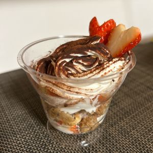 みーの作ってみた!投稿(【ヨーグルトホイップで♪】簡単ヘルシーティラミス)