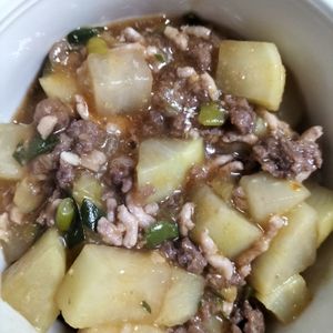 1207859の作ってみた!投稿(【大根消費】ワンパン炒めるだけ！！少ないお肉でピリ辛麻婆大根)