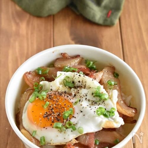 【切り落としベーコンの甘辛卵めし】甘辛味でご飯がすすむ！