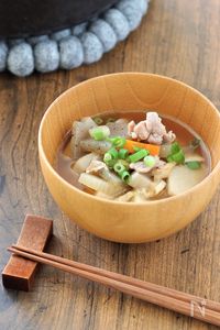 【基本の和食】お鍋いっぱいにできる具だくさん豚汁