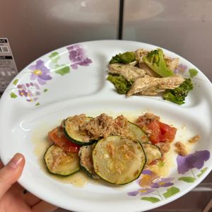 ケの作ってみた!投稿(旨味がじゅわ〜『ズッキーニとトマトのデリ風♡焼きツナマリネ』)