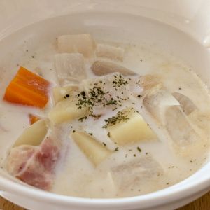 まゆのの作ってみた!投稿(ほっこり簡単♩【冷蔵庫の余り物で根菜ミルクスープ】)