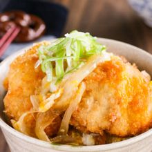 ポリ袋で衣が簡単♪むね肉de♡こだわりのお肉柔らか鶏カツ丼！