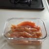 レンジで簡単！【中華風ささみときゅうりの梅肉和え】の工程1