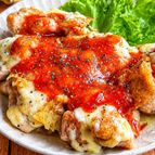 夫が絶賛♡【ガーリックトマトのチーズチキン】身近な調味料で◎