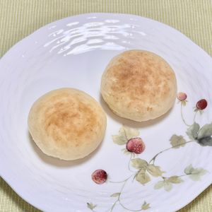 キャピタンの作ってみた!投稿(《材料たったの2つ!》《誰でも簡単!》速攻作れるお手軽パン)