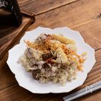 アンチョビがアクセント「タケノコと鯛のぺペロン釜飯」