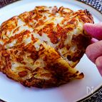 こんな食べ方もあり！新玉ねぎのもちっとチーズガレット