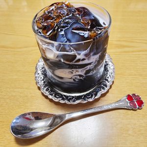ナムディの作ってみた!投稿(【コーヒーゼリー】材料４つで簡単！混ぜて冷やすだけ)