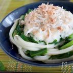 冷やしニラとろろうどん