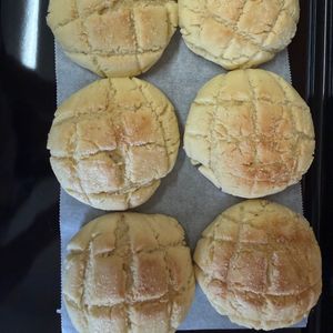 🥯の作ってみた!投稿(毎日食べても太らない　バターオイルなし70分で本格メロンパン)