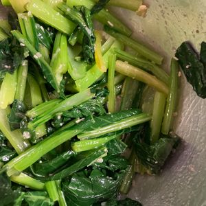 ここあの作ってみた!投稿(焼き鳥屋さんの小松菜うま塩ナムル『お通しでNo.1』)