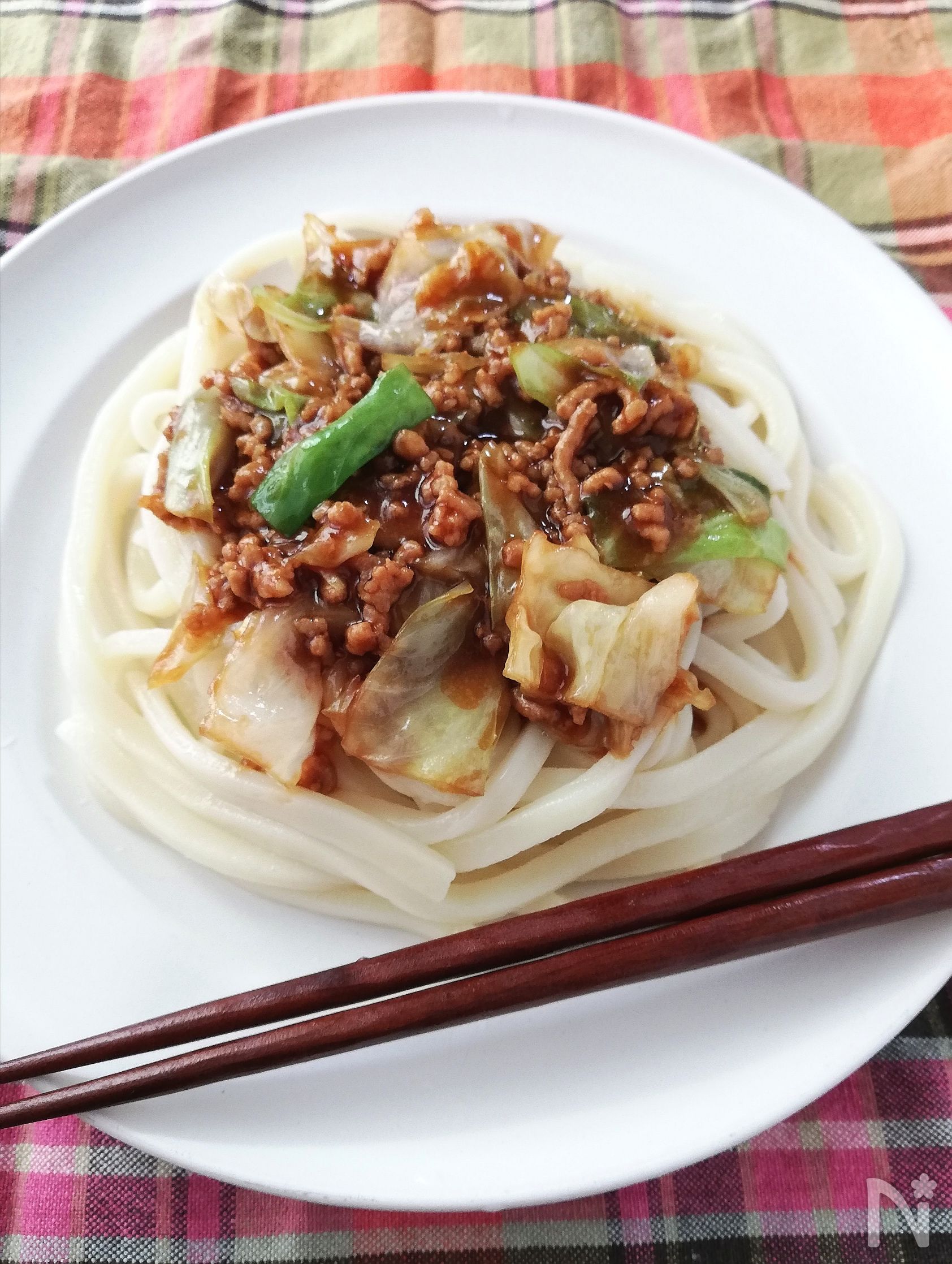 【甜麺醤(テンメンジャン)】活用レシピ15選|定番の中華料理から簡単でリッチなおかずまで! | レシピサイトNadia