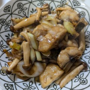 たかし（娘2人）の作ってみた!投稿(ワンパン10分！【鯖ときのこの甘酢炒め】ご飯すすむ♩)