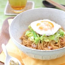 旬の春キャベツdeロコモコ焼きそば