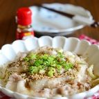 豚バラ肉ともやしのおぼろ昆布蒸し 