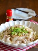 豚バラ肉ともやしのおぼろ昆布蒸し 