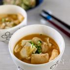 【豆腐とキムチの鶏スープ】鶏のゆで汁を活用して作ります。