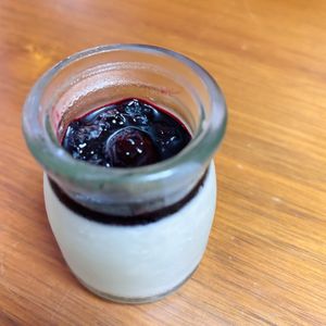 えみりんの作ってみた!投稿(ベリーソースのパンナコッタ)