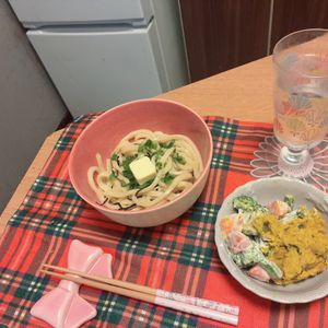 優夢🍓✨の作ってみた!投稿(5分でできる！悪魔のめんつゆバターうどん)