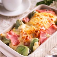 ほくほく美味しい♡そら豆とポテトのクリーミーグラタン