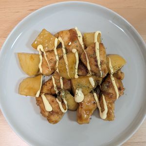 ゆいの作ってみた!投稿(【驚くほどおいしい♪】照り焼き！じゃがマヨチキン♪)