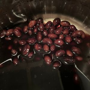 あっきーの作ってみた!投稿(我が家の黒豆煮　甘さ控えめ！)