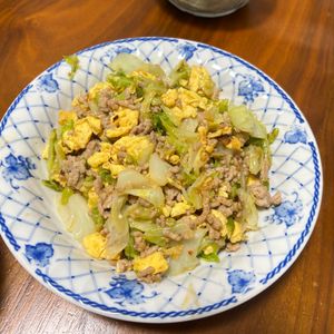 おこめの作ってみた!投稿(【キャベツと卵の肉みそ炒め 】担々風☆ご飯が進むボリューム◎)