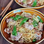 【豚肉とピーマンのにんにく焼きそば】パンチのある一皿！