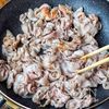ごはん泥棒🍚 【破竹と豚バラの甘辛煮】の工程2