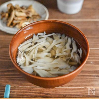 メイン食材は舞茸だけ！簡単♪舞茸のお吸い物