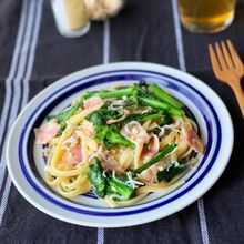 菜の花としらすとベーコンのオイルパスタ