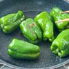 驚くほどジューシー♪【丸ごとピーマンのあまから焼き】の工程1
