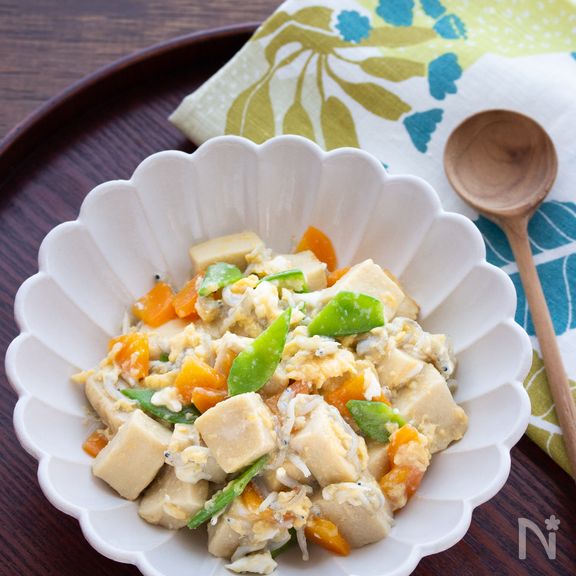 【味付け2つ】しっとり食べやすい！高野豆腐の炒り豆腐