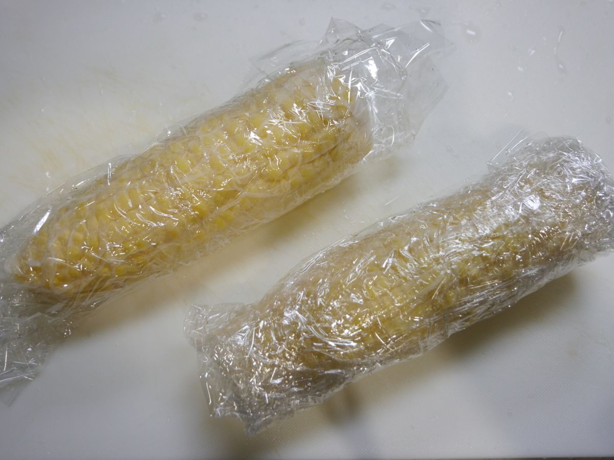 レンジで簡単！茹でとうもろこし 2本7分 | レシピサイトNadia