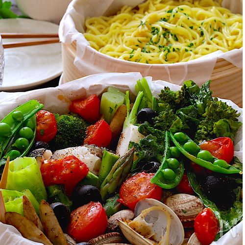 発酵せいろアクアパッツァと和イタリアンつけ麺