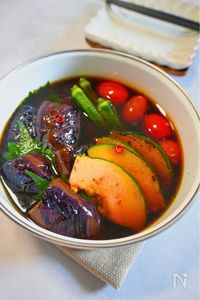 めんつゆ不要！焼いて漬けるだけ♪野菜の焼き浸し【腸活レシピ】