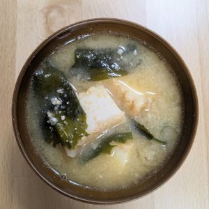 ゆいの作ってみた!投稿(【厚揚げと長ねぎとわかめのお味噌汁】厚揚げ入りがおいしい！)