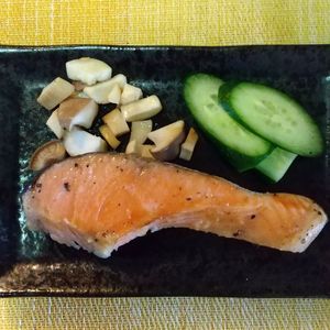 チョロリスの作ってみた!投稿(【鮭のムニエル レモンバター醤油】爽やかバター醤油が絶品♡)