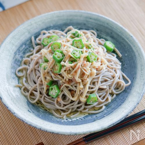 初夏の昼食に！えのきとオクラの梅冷やしそば