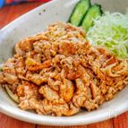 ご飯が進む♪【新玉ねぎと豚こまのピリ辛味噌炒め】