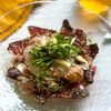 ドレッシングが美味！カツオと新玉ねぎのカルパッチョ