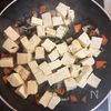 鰹節の旨みで♪豆腐ごろっと、ひじきの炒り煮の工程2