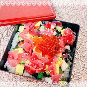 にゃ〜むずの作ってみた!投稿(切ってのせるだけ！簡単かわいいコロコロちらし寿司)