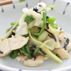 鶏ささみと葱ピーの塩コンブ炒め