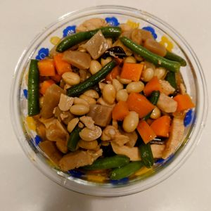 にゃんこさん🐱の作ってみた!投稿(鶏と大豆の五目煮)