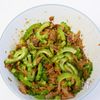 【鯖ゴーヤカレー春巻き】クリームチーズがポイント！の工程1