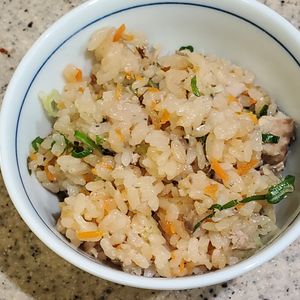 ivory0117の作ってみた!投稿(サバ缶さえあれば直ぐ出来る、炊き込みご飯)
